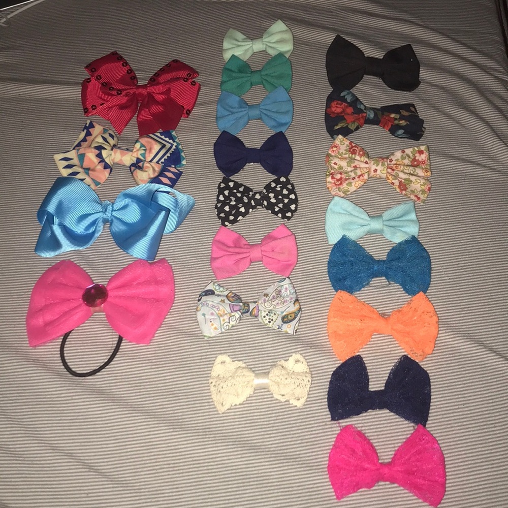 Hair bows